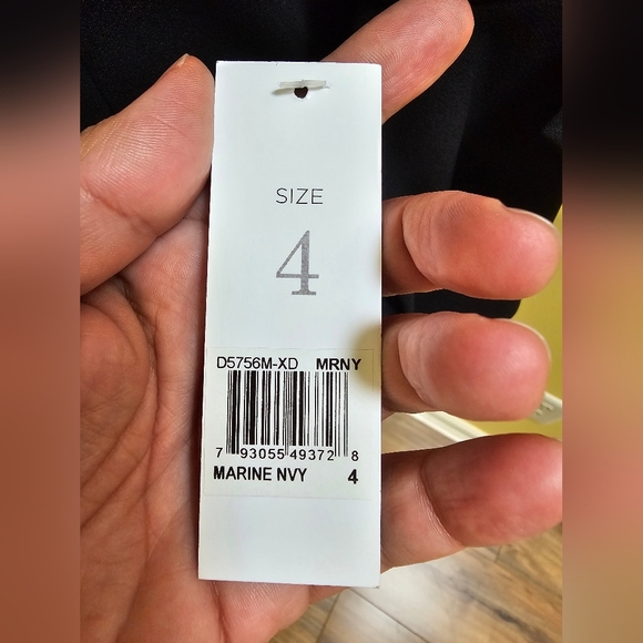 Donna Morgan Dress - Picture 5 of 12